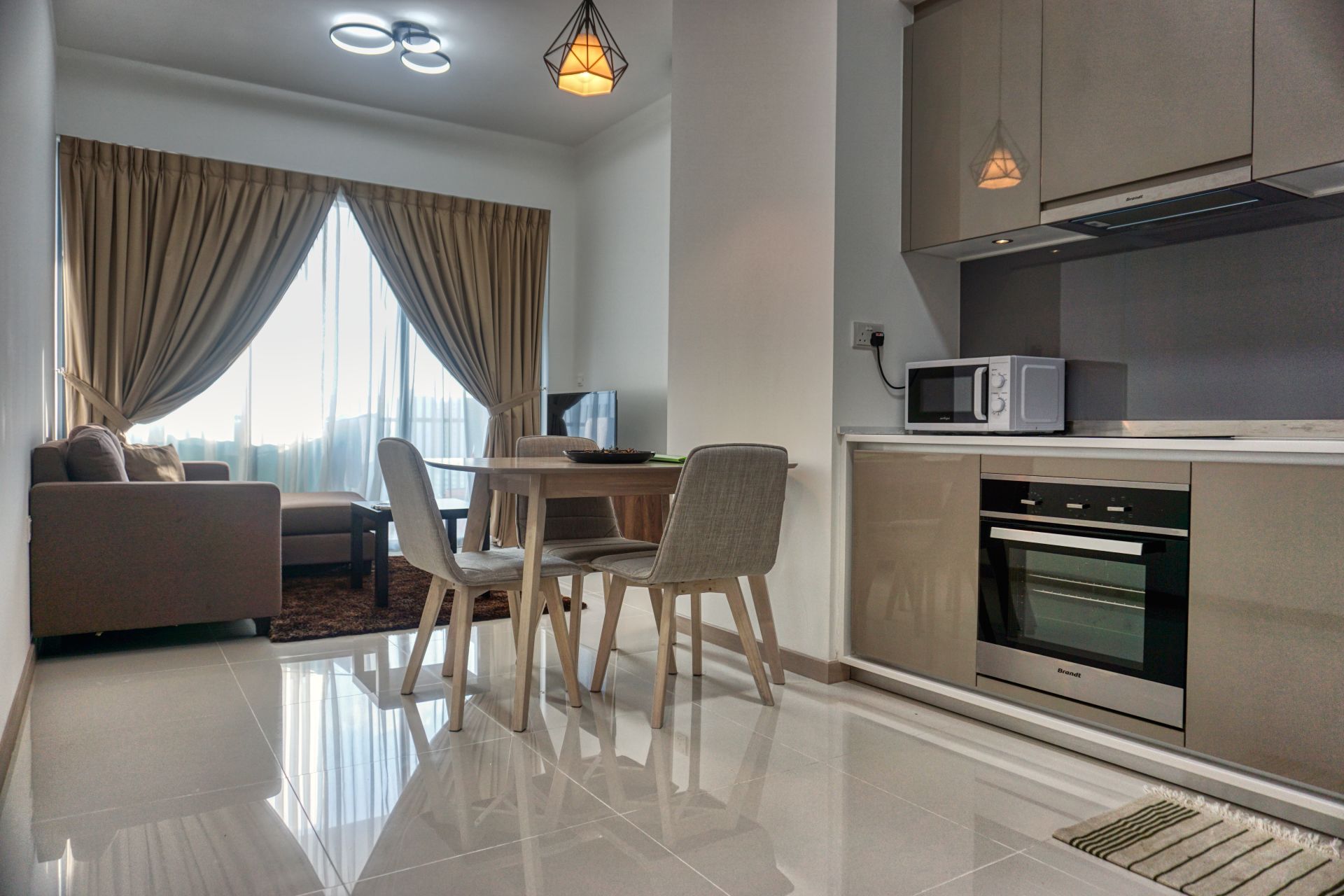 2 Bedroom | Jurong East