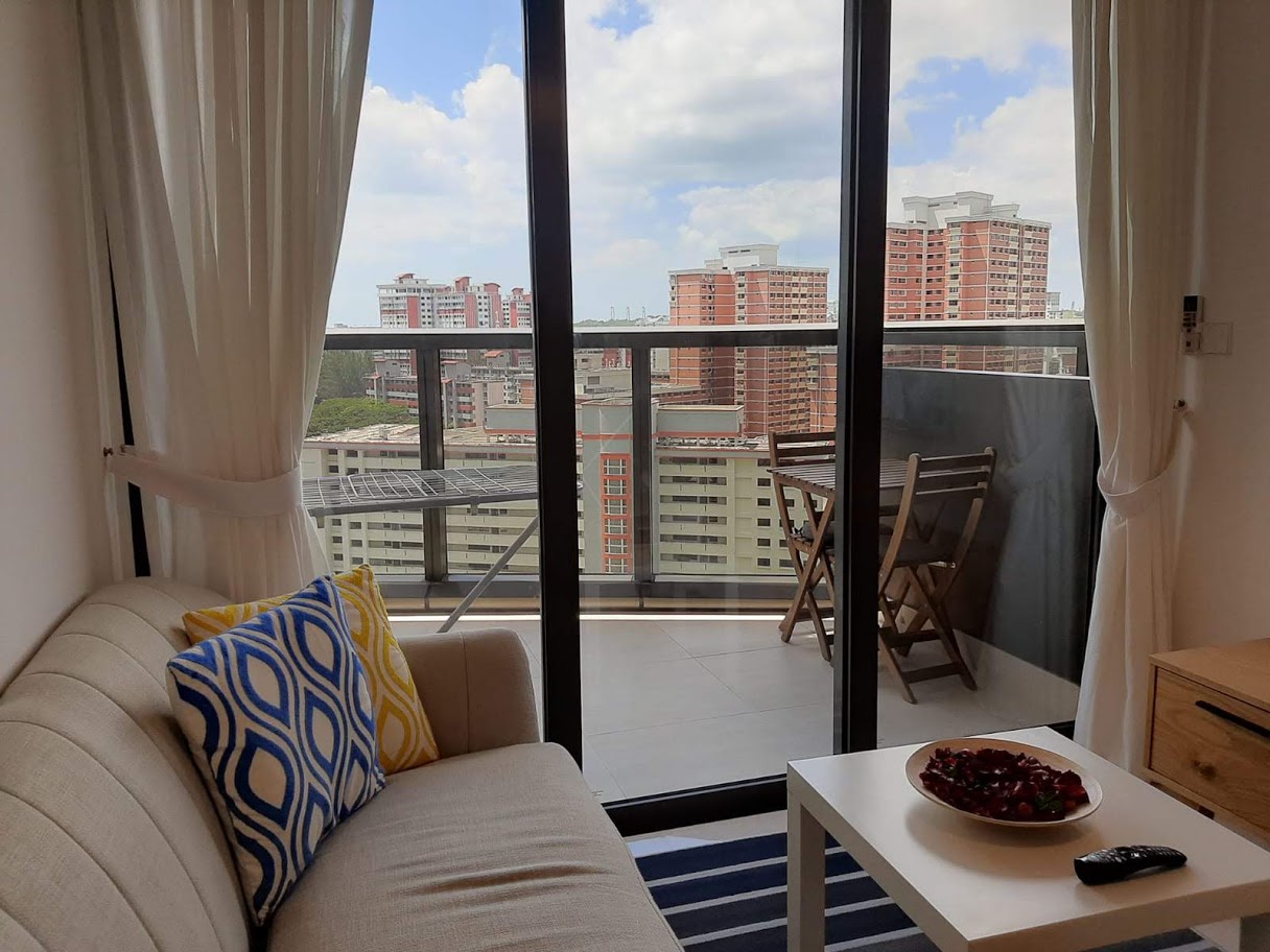 1 BR Queens Peak