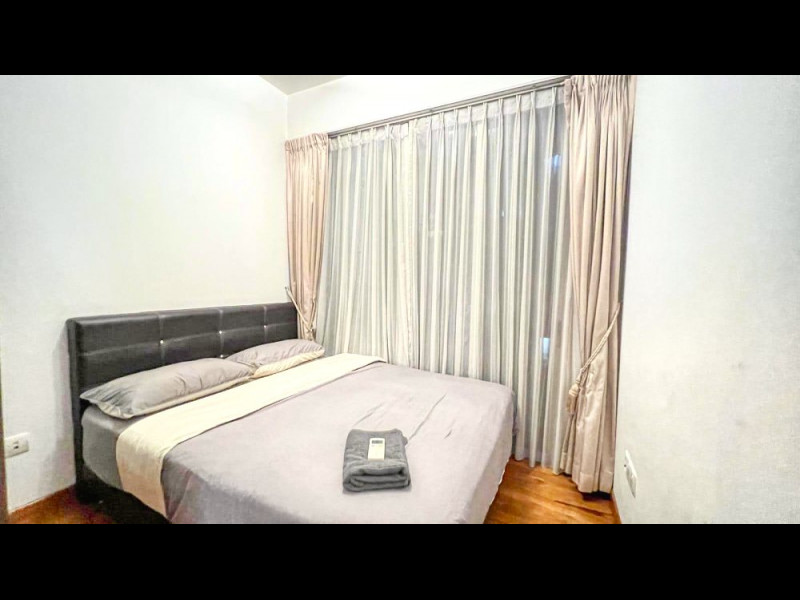 3 Bedroom Parc Condo new Common room 1