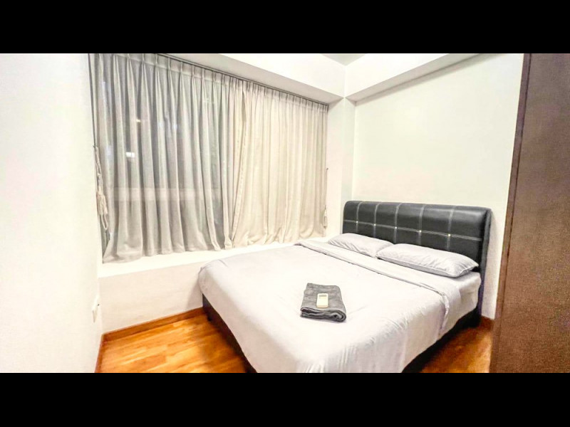 3 Bedroom Parc Condo new Common room 2